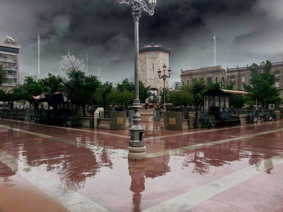 Resultado de imagen para Plaza de las armas torreon