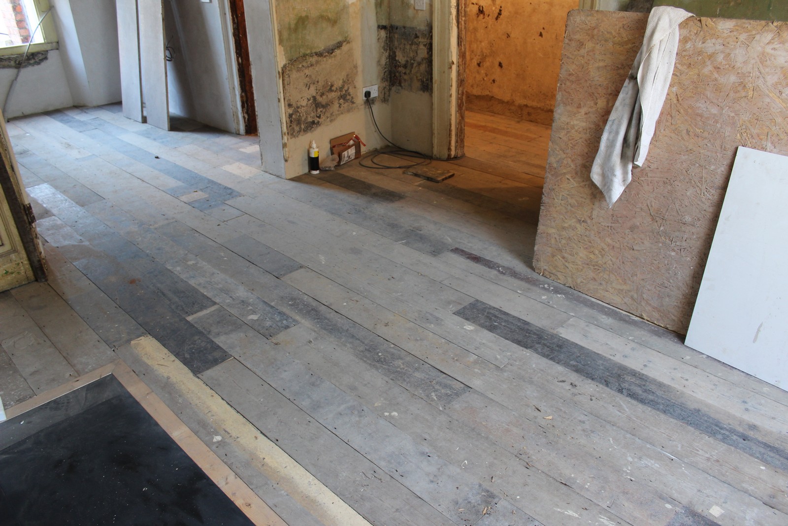 House Renovation Dundalk, Louth, Ireland Laying Of Floorboards Complete