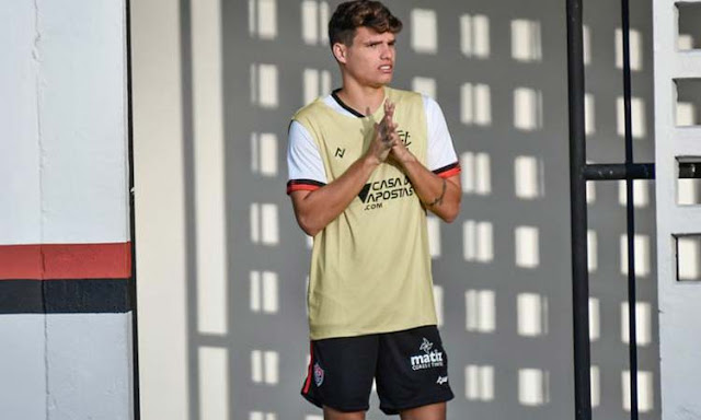 Vitória se reapresenta visando confronto contra o líder América-MG