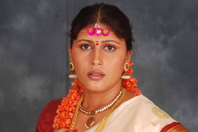 Tamil Actress Ranjitha Photo Gallery Celebrity Collection