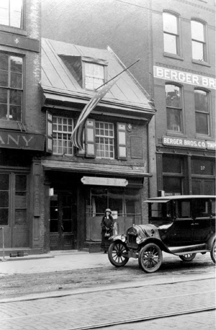 Betsy Ross' house around the 1920s ~