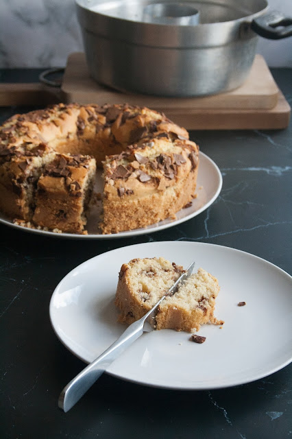 Ciambellone con pezzi di cioccolato