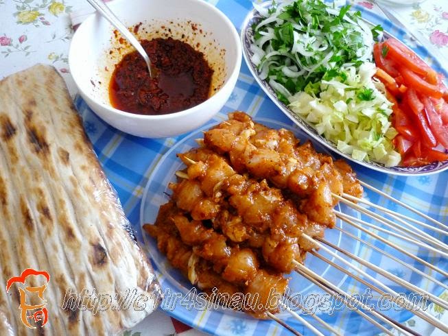 TAVUKLU DÜRÜM (Chicken roll flat bread) #tavukludürüm #chickenkebab #turkishkebab #resepmasakanturki