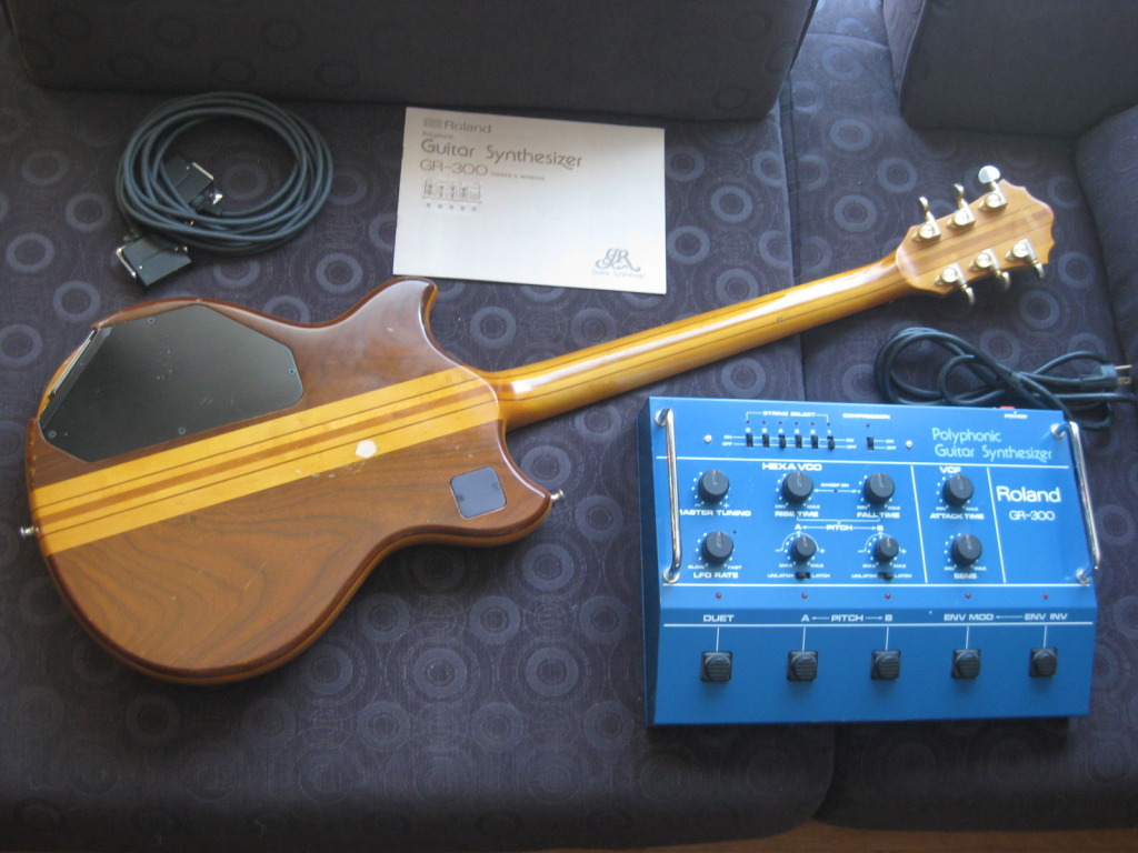 MATRIXSYNTH Roland G808 synth guitar controller + GR300