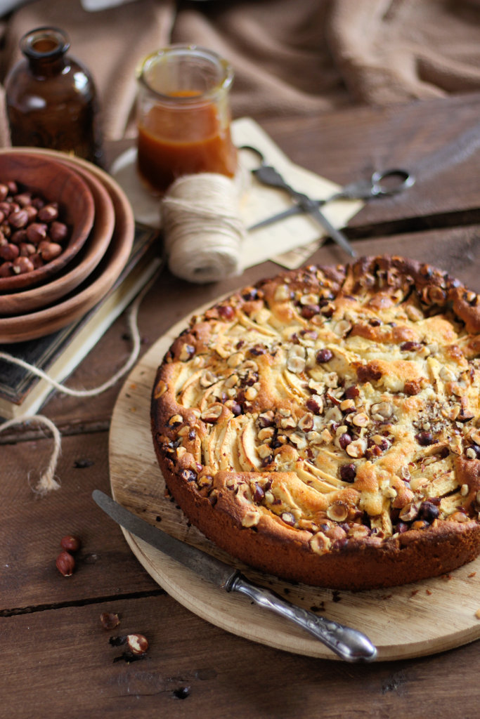 Sahnewölkchen: Rezept für Apfel-Kardamom Kuchen mit gerösteten ... Sahnewölkchen: Rezept für Apfel-Kardamom Kuchen mit gerösteten ...
