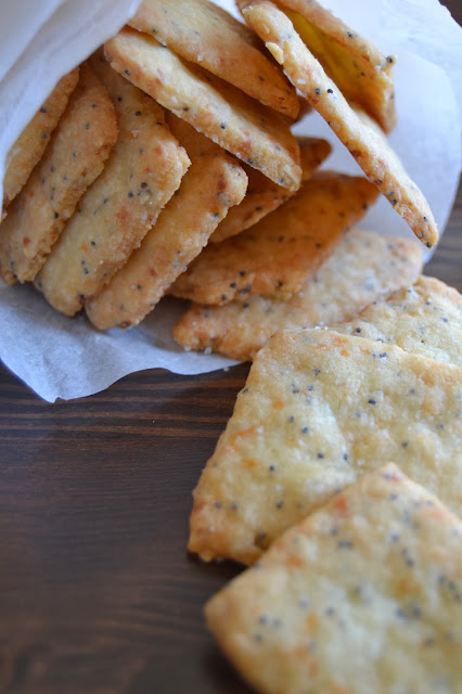 Galletas saladas de queso y amapola