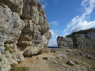 Brecha entre Peña del Castillo y la Muela de Amaya