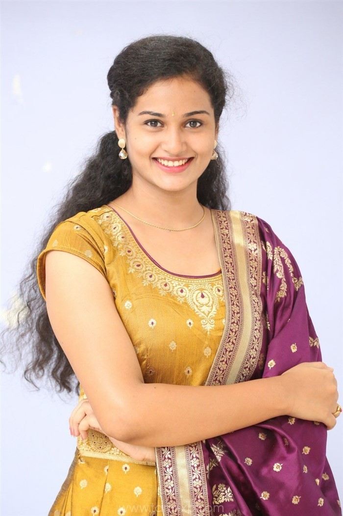 Telugu Actress Geethika Photos