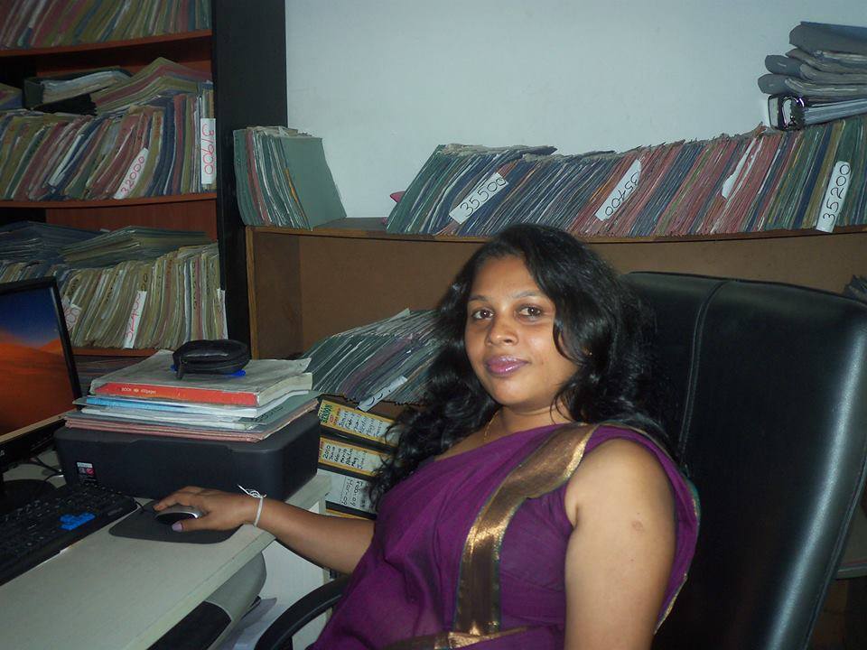 Office Aunty 01 - Sri Lanka Hot Zone-6723