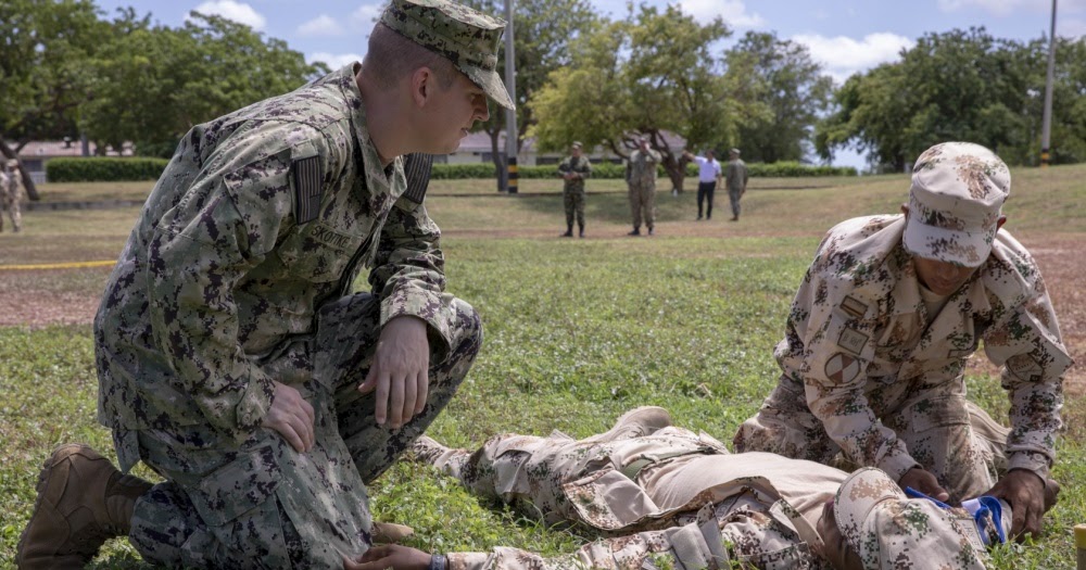 Armada de los Estados Unidos y el Ejército de Colombia Armada de los Estados Unidos y el Ejército de Colombia