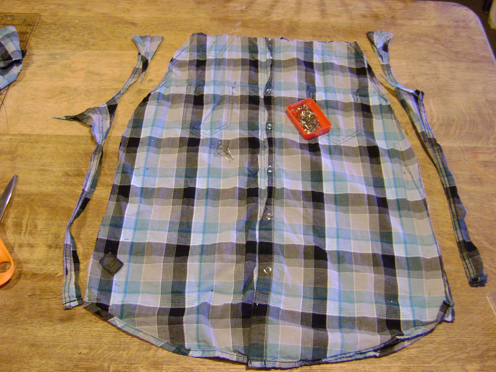 Callies Menagerie: Making a Mens Shirt into a skirt