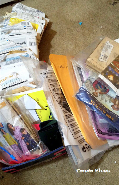 Condo Blues: The Best Ever Quick and Easy Sewing Pattern Storage and ...
