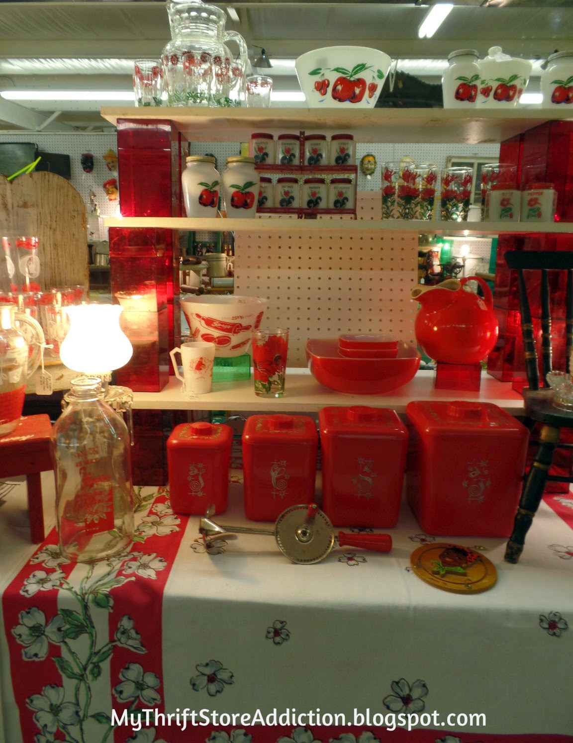 Vintage kitchenware 