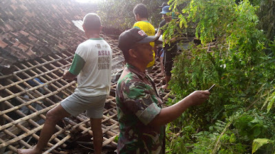HUJAN DERAS AKIBATKAN 1 RUMAH TERTIMBUN LONGSOR