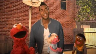 Quiero Ser Tu Amigo is a Sesame Street song performed by Romeo Santos with Anything Muppets and Elmo. Sesame Street The Best of Elmo 3