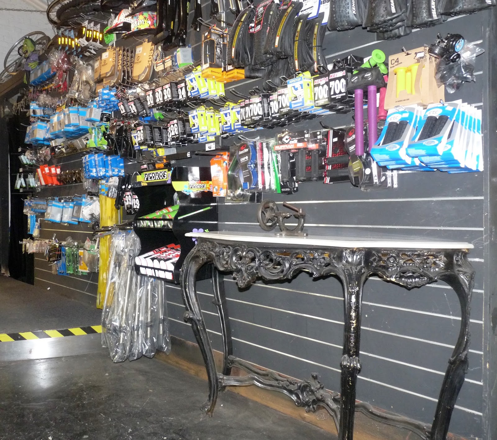 London Road Cycles High the