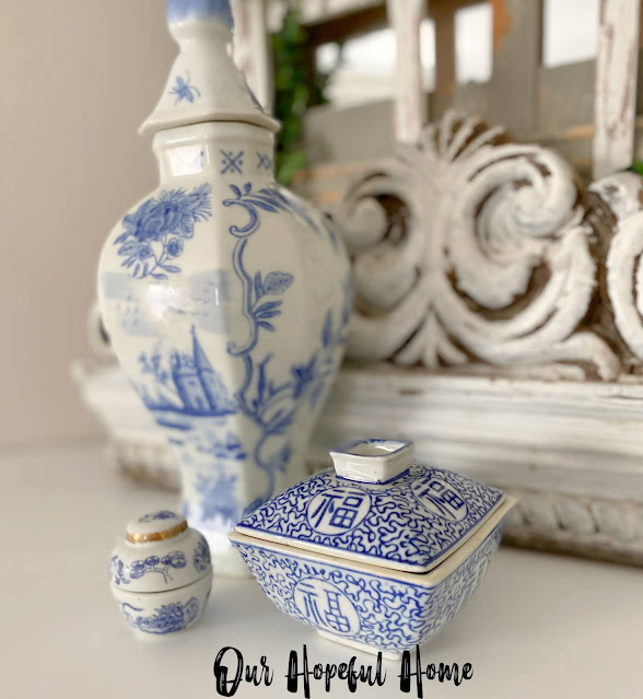 blue white porcelain chinoiserie vase jar dish lid