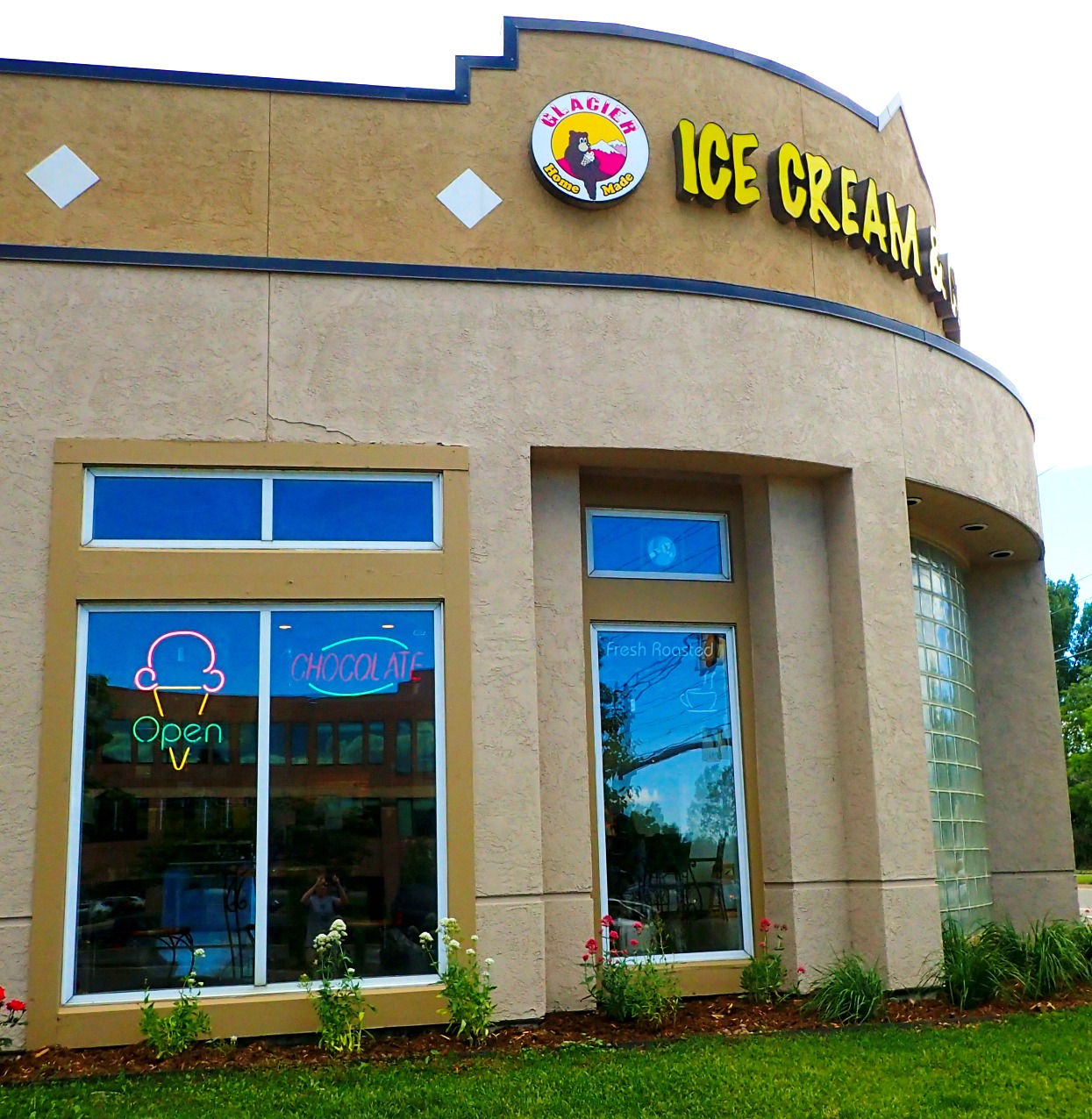 We Eat A Lot of Colorado Ice Cream Obligatory Traveler