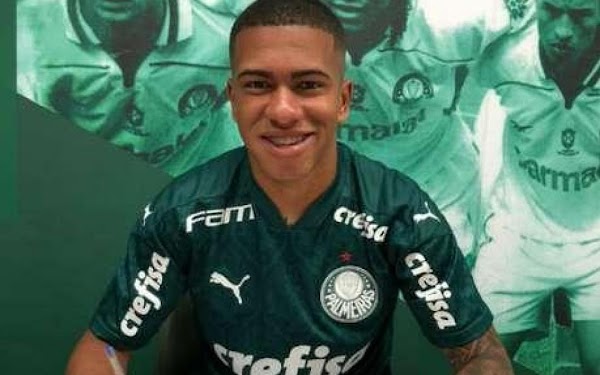 Oficial: El Palmeiras renueva hasta 2024 a Lucas Esteves
