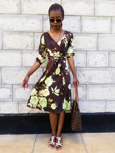 How To Wear A Silk Dress Effortlessly For The Day