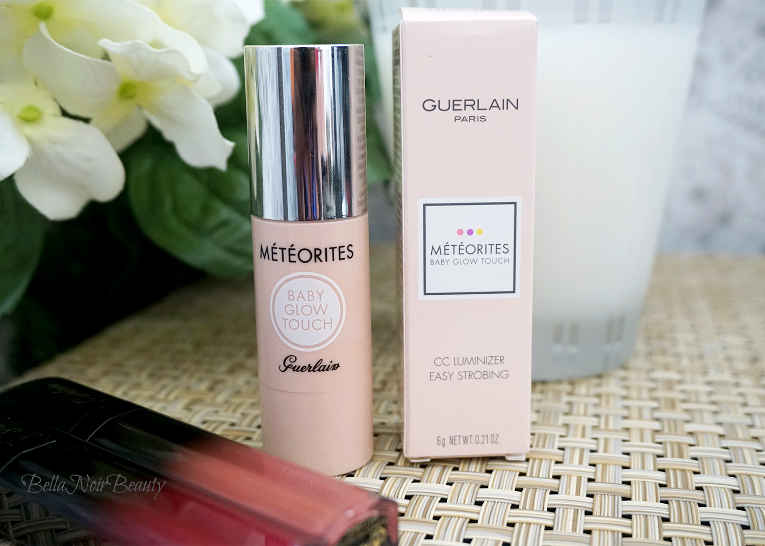 Sunkissed with Guerlain Meteorites Baby Glow Touch Luminizer Stick