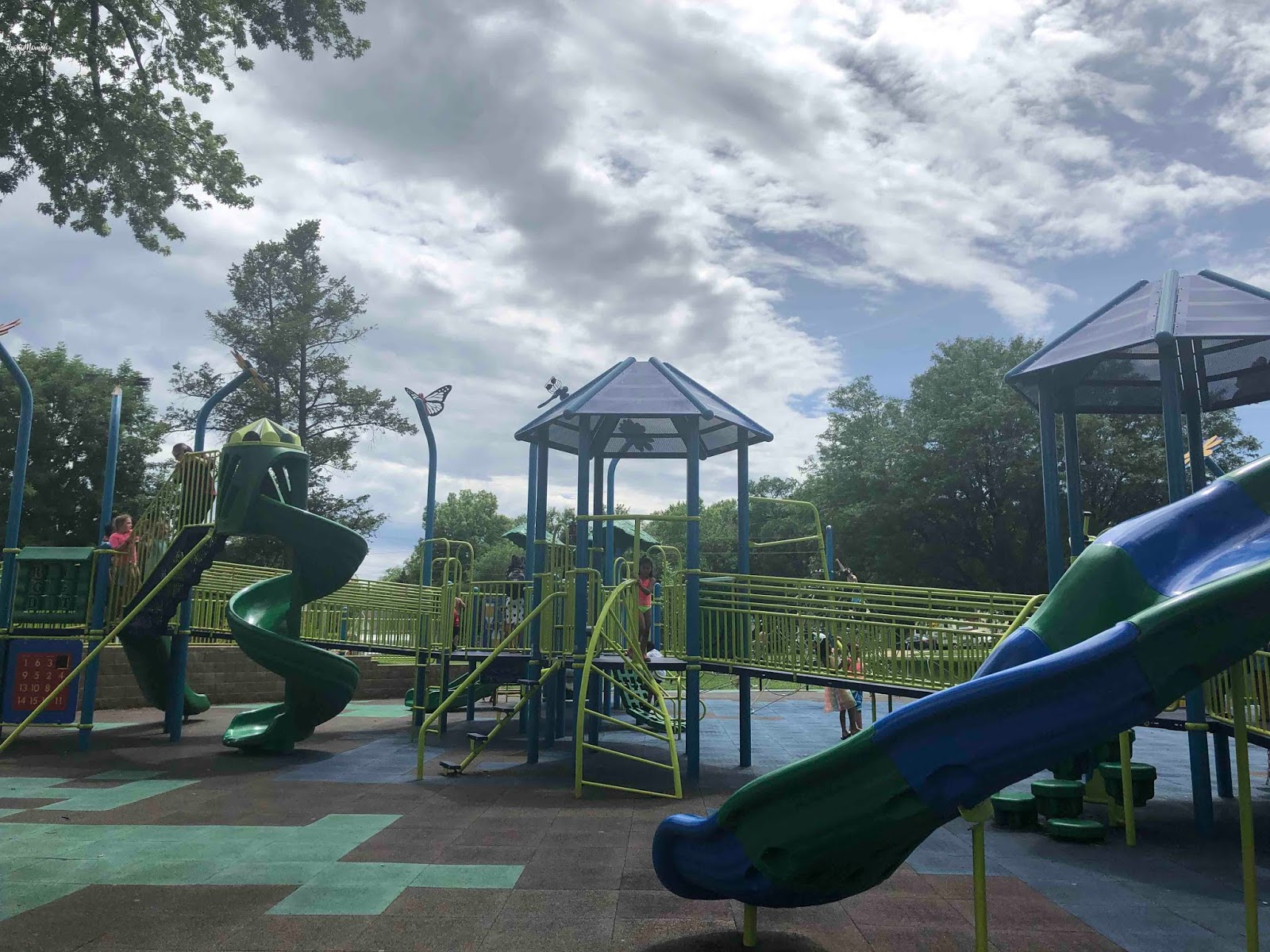 Hawaii Mom Blog Visit Omaha Benson Park