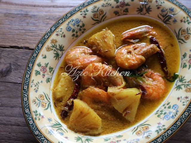 Gulai Udang Nenas Tumis Darat