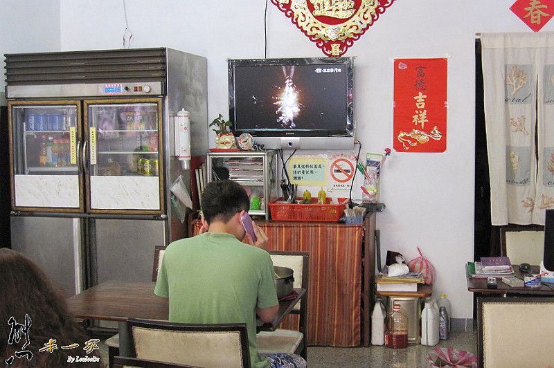 台北大學國光傳統小吃店|牛肉麵可續湯