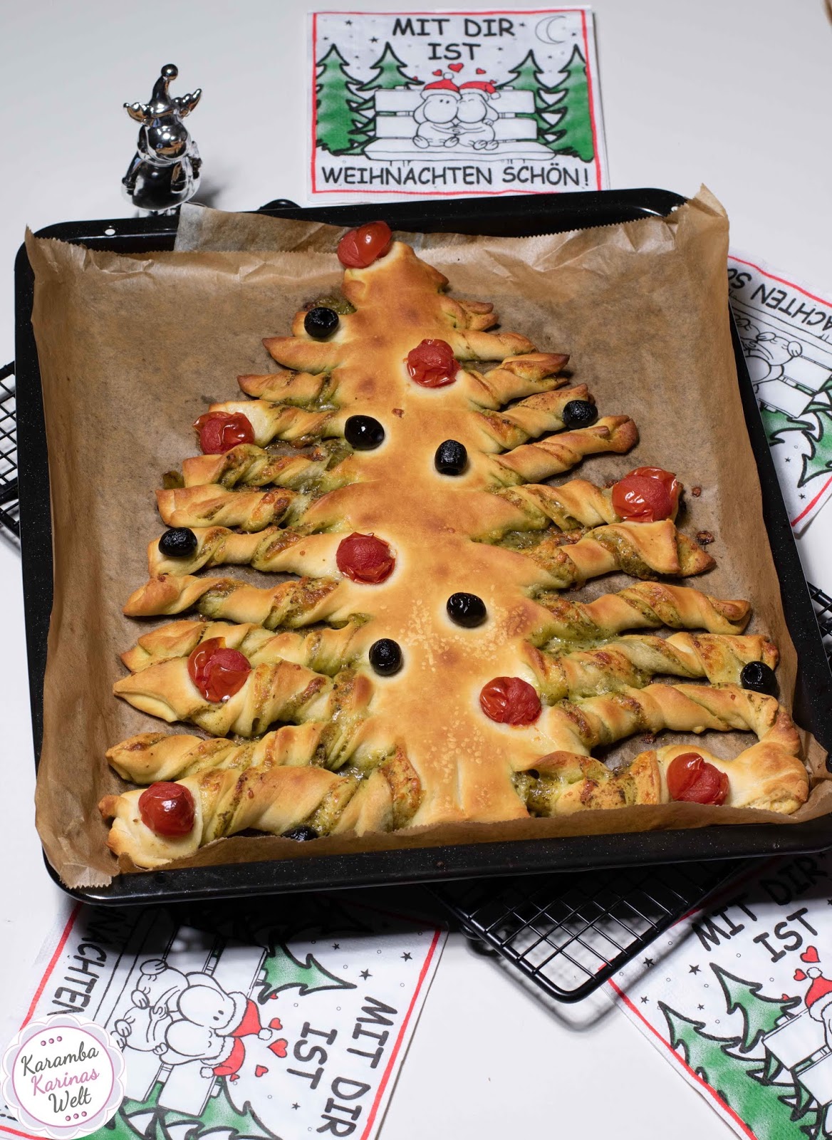 KarambaKarina&amp;#39;s Welt: Weihnachtsbaum-Pizza Caprese