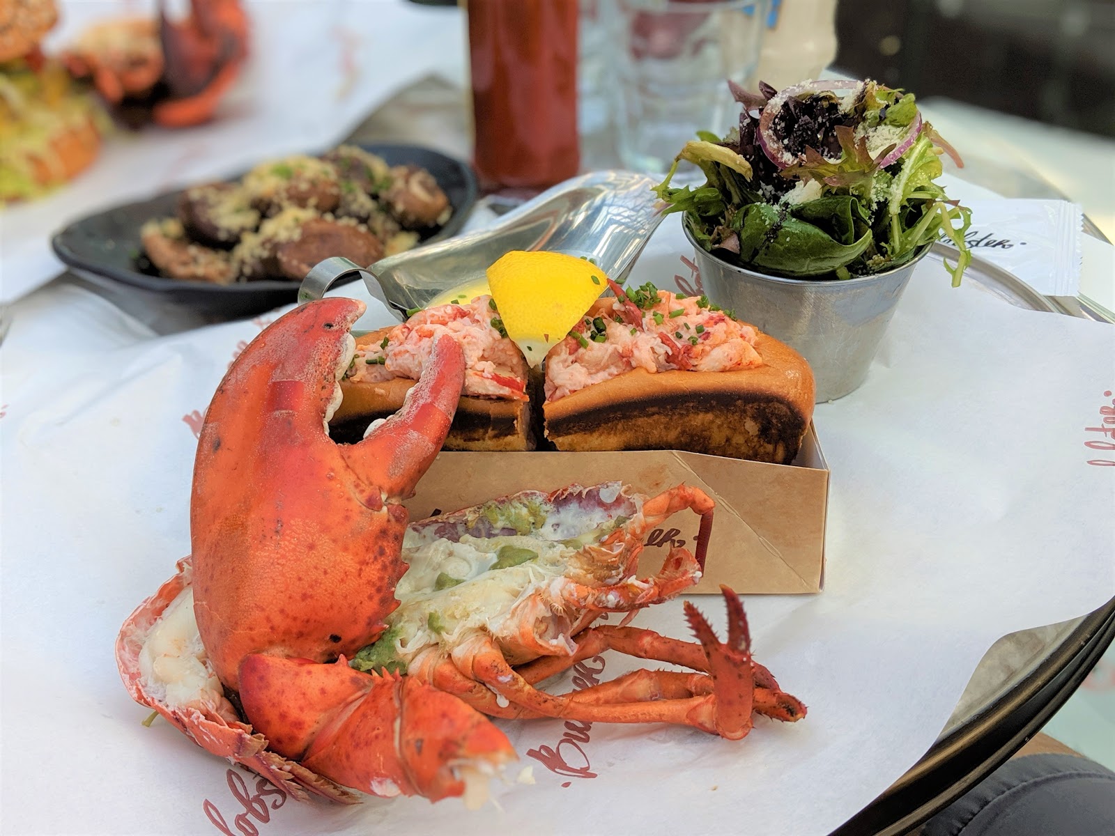 Burger & Lobster at Jewel Changi Airport Original Combo, delicious