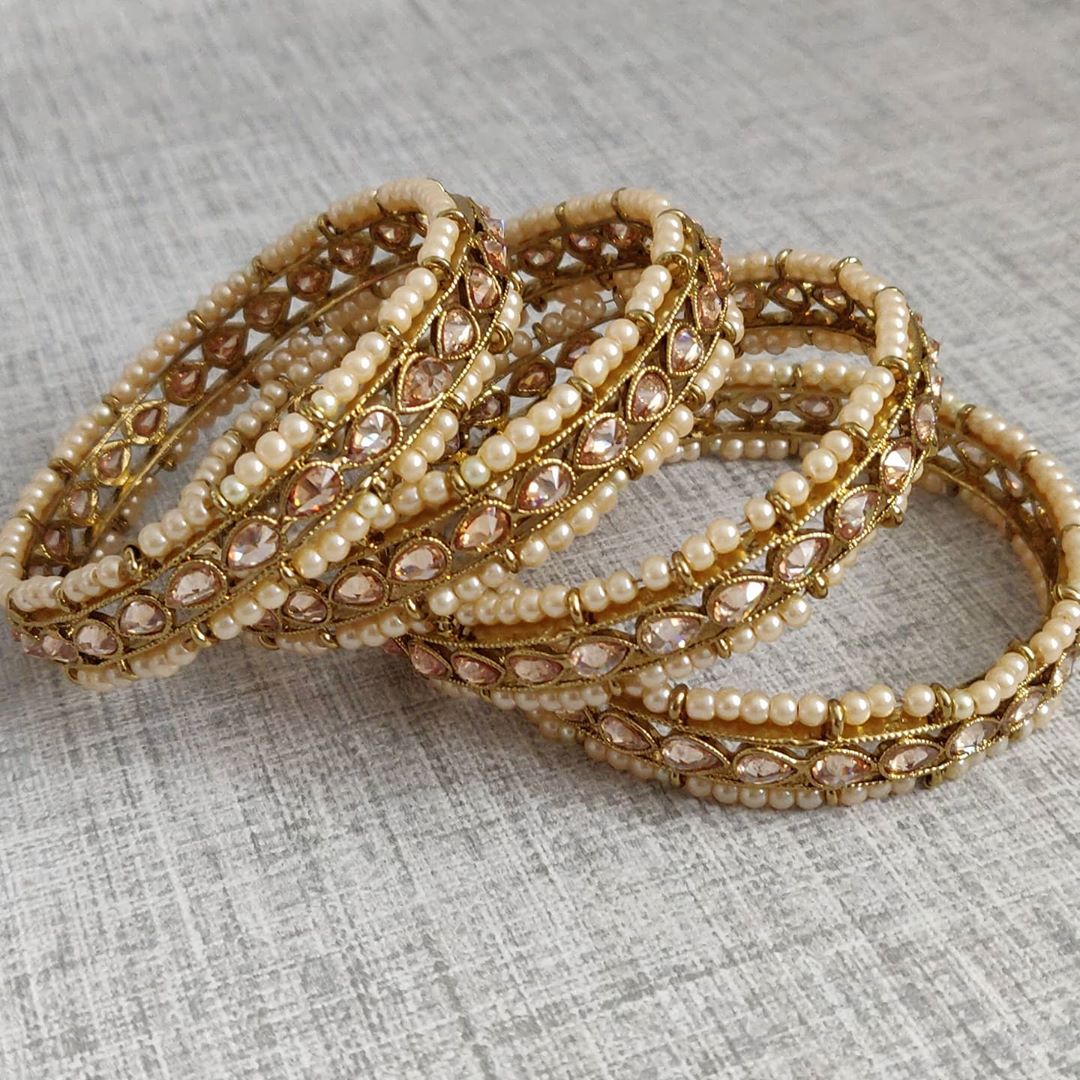 Kundan and pearl jewellery Clearance