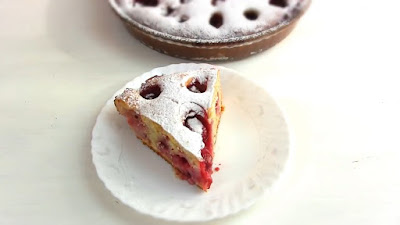 Ягодный пирог с клубникой