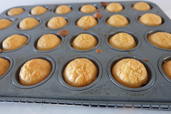 baked puffs in tin