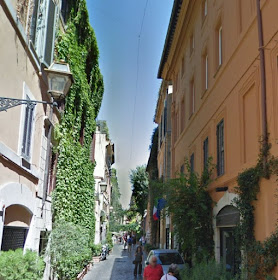 The pretty Via Margutta in Rome, close to where the Teatro delle Dame stood in the 18th and early 19th centuries