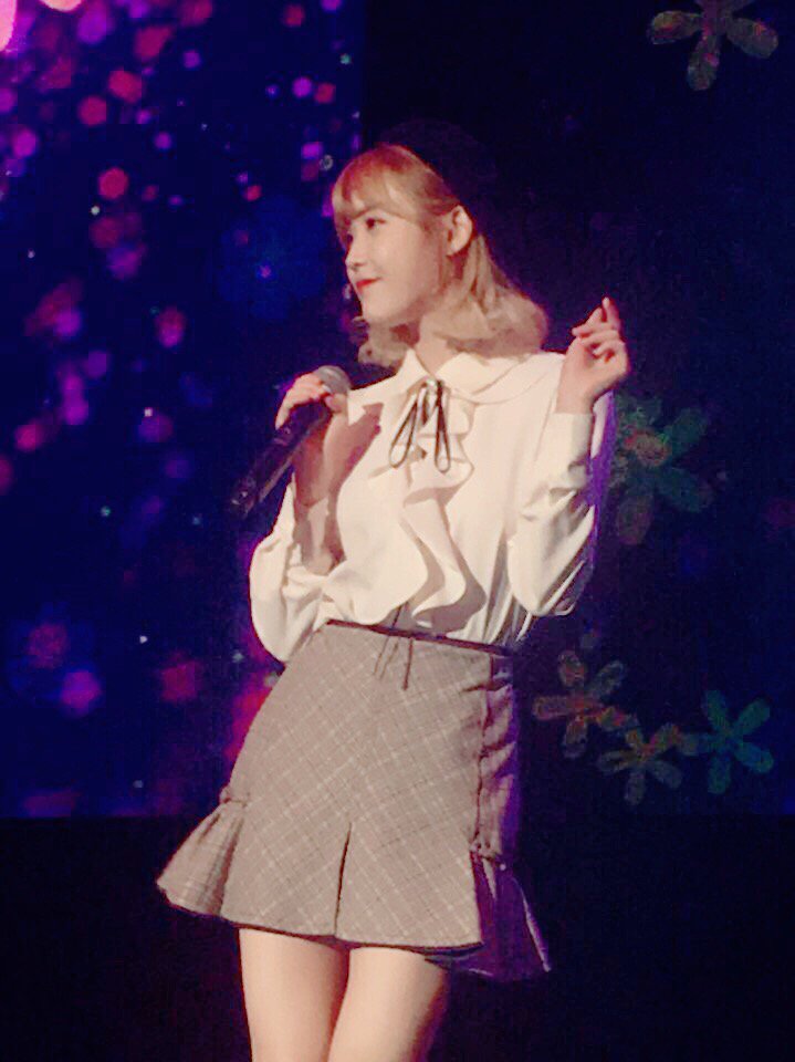 아이유 금발 염색하다.jpg | 인스티즈