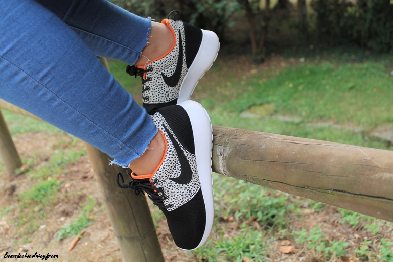 nike-roshe-run-safari