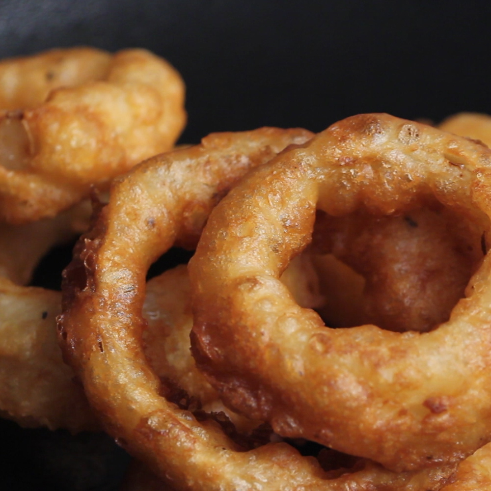 Homamade.Easy.Affordable Red Horse Onion Rings