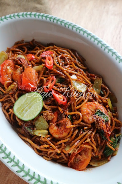 Mee Goreng Azie Kitchen