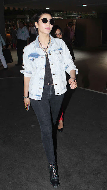shruthi hassan cool uber look photo-pic-in-hd shruthi hassan cool uber look photo-pic-in-hd