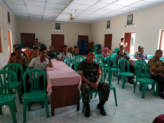 Babinsa Karangtengah : Menuju Indonesia Bebas Sampah 2025