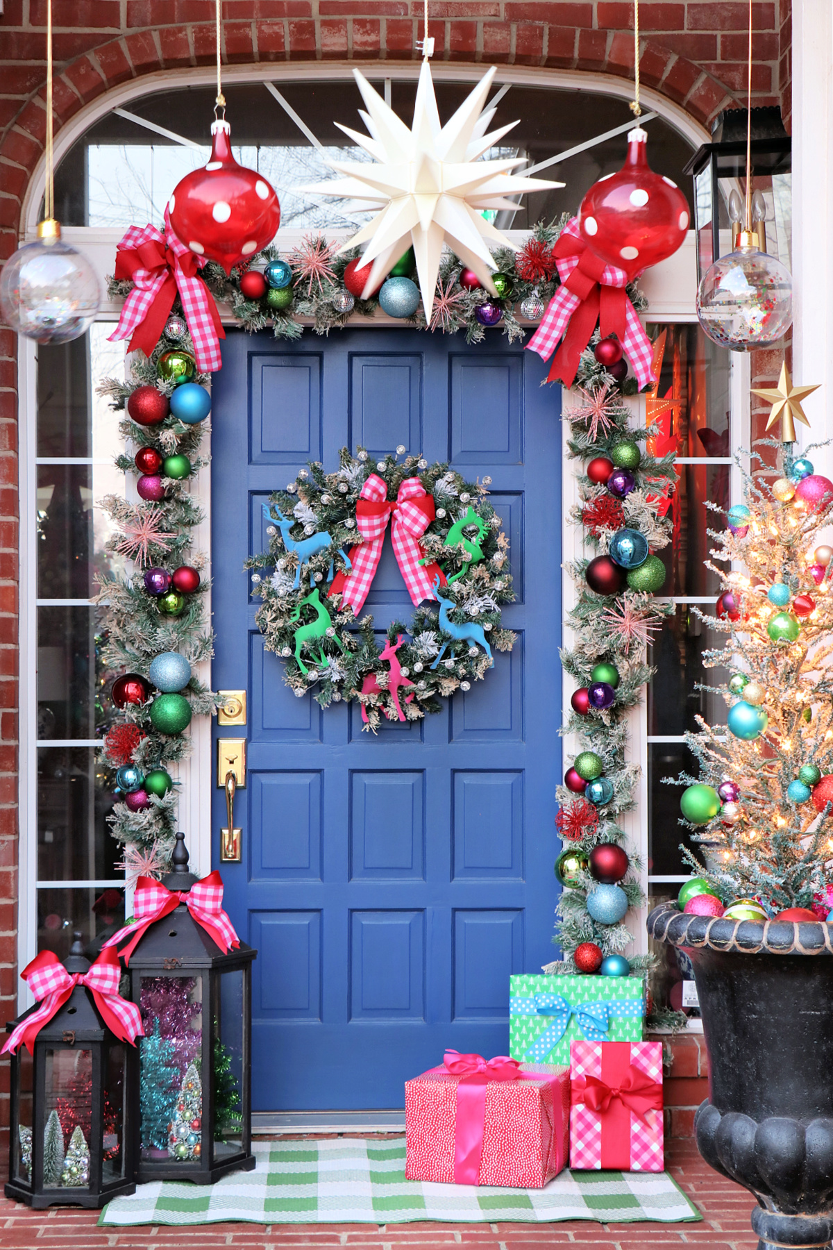 IT'S A COLORFUL LIFE CHRISTMAS HOME TOUR KICKOFF AND MY 2021 CHRISTMAS