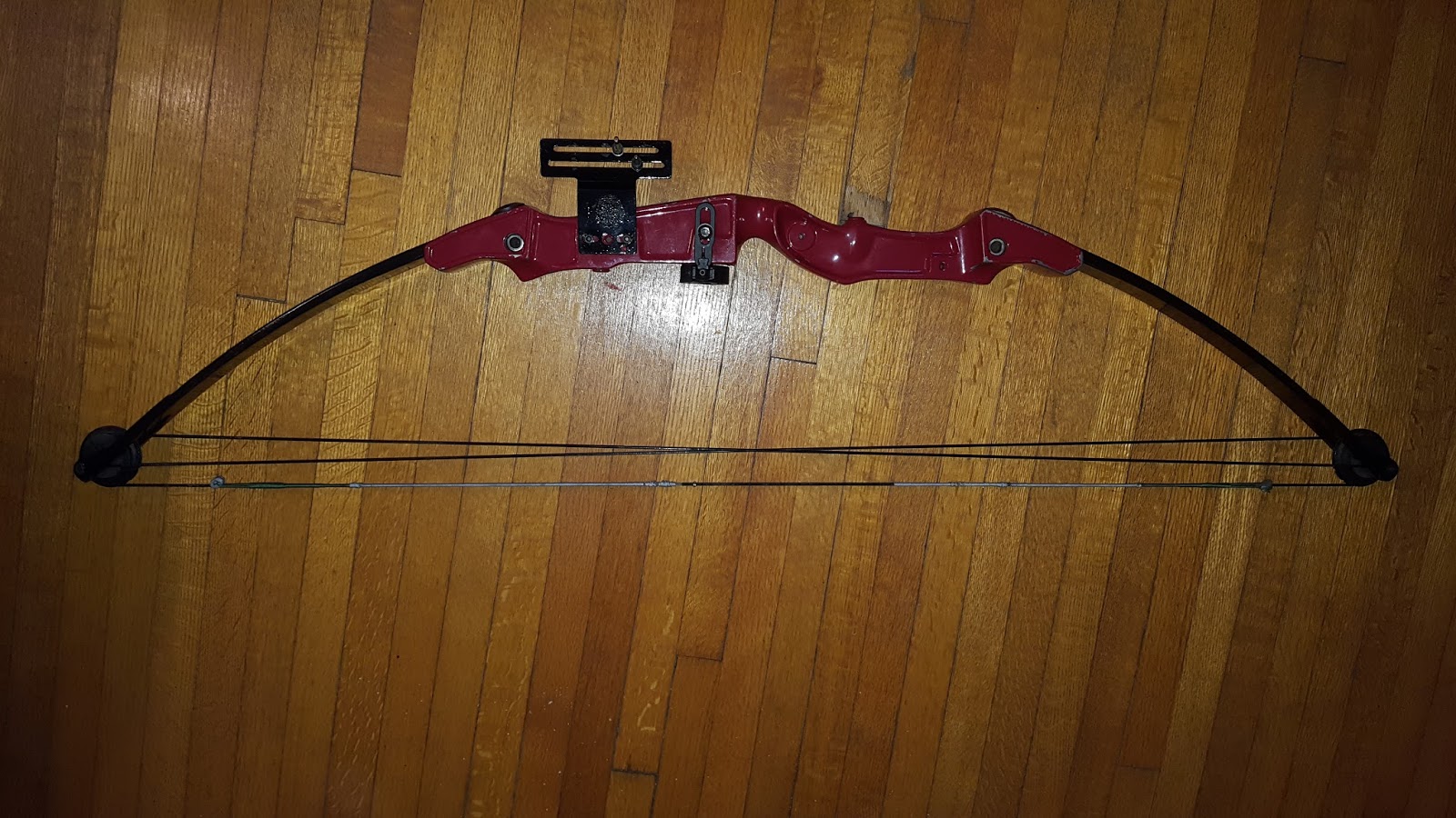Project Gridless Old Compound Bow Repair in Toronto