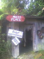 Hakamike's outback shack