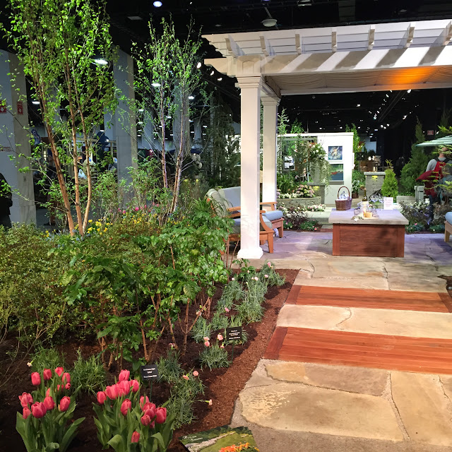 Dreamy Patio & Arbor Design I want this! What a dreamy patio and arbor | Boston Flower & Garden Show 2017