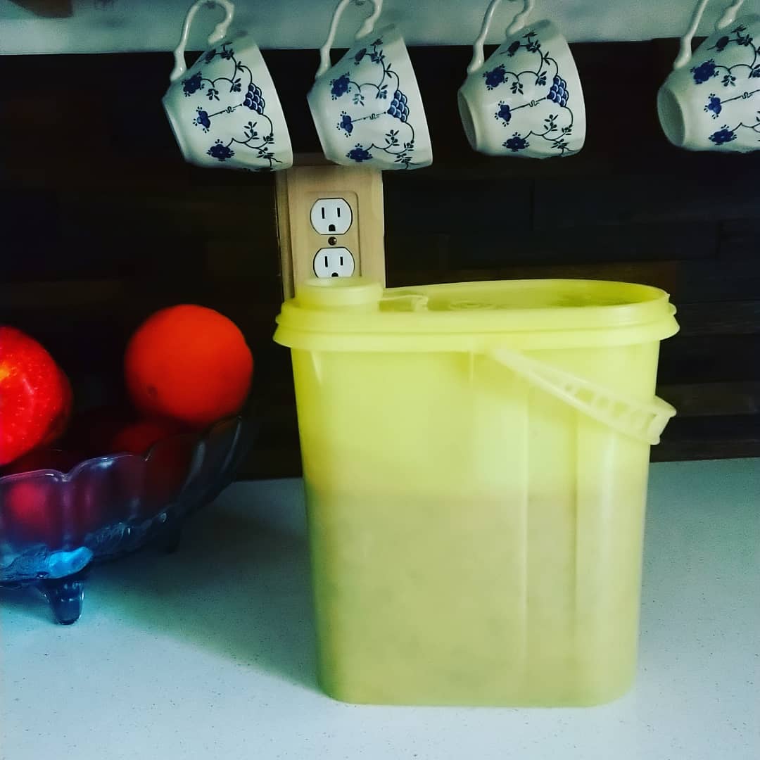 Vintage Tupperware Is is Safe and Should we use it?