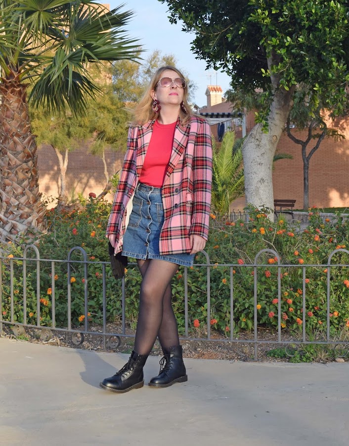 Look_tonos_rosas_y_militar