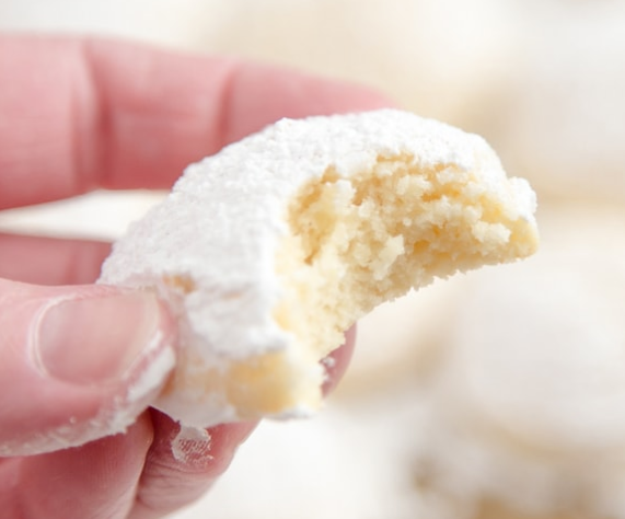 Tender and Creamy Cheesecake Cookies