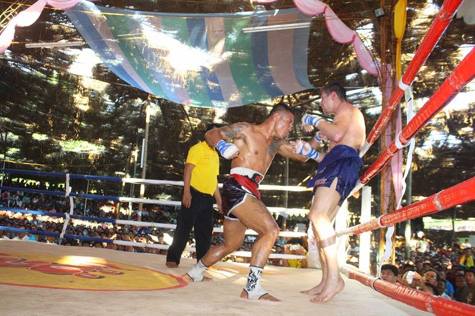 Myanmar Traditional Boxing - Lethwei Videos: April 2015