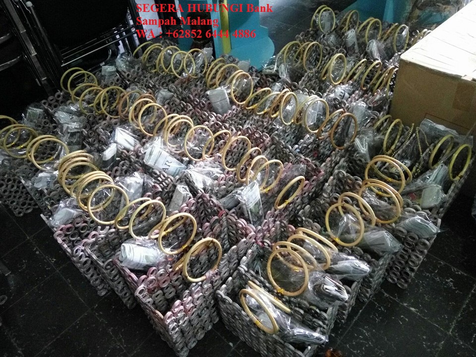 Kerajinan Tangan Dari Bahan Bekas Gelas Aqua, Kerajinan