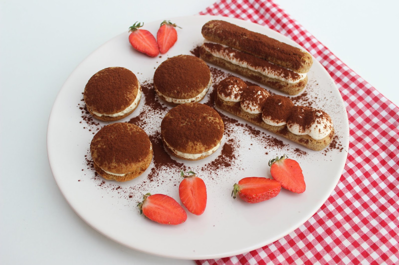 Gefüllte Tiramisu Eierplätzchen